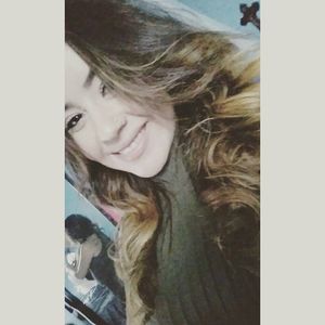Meet your Posher, Adrianna