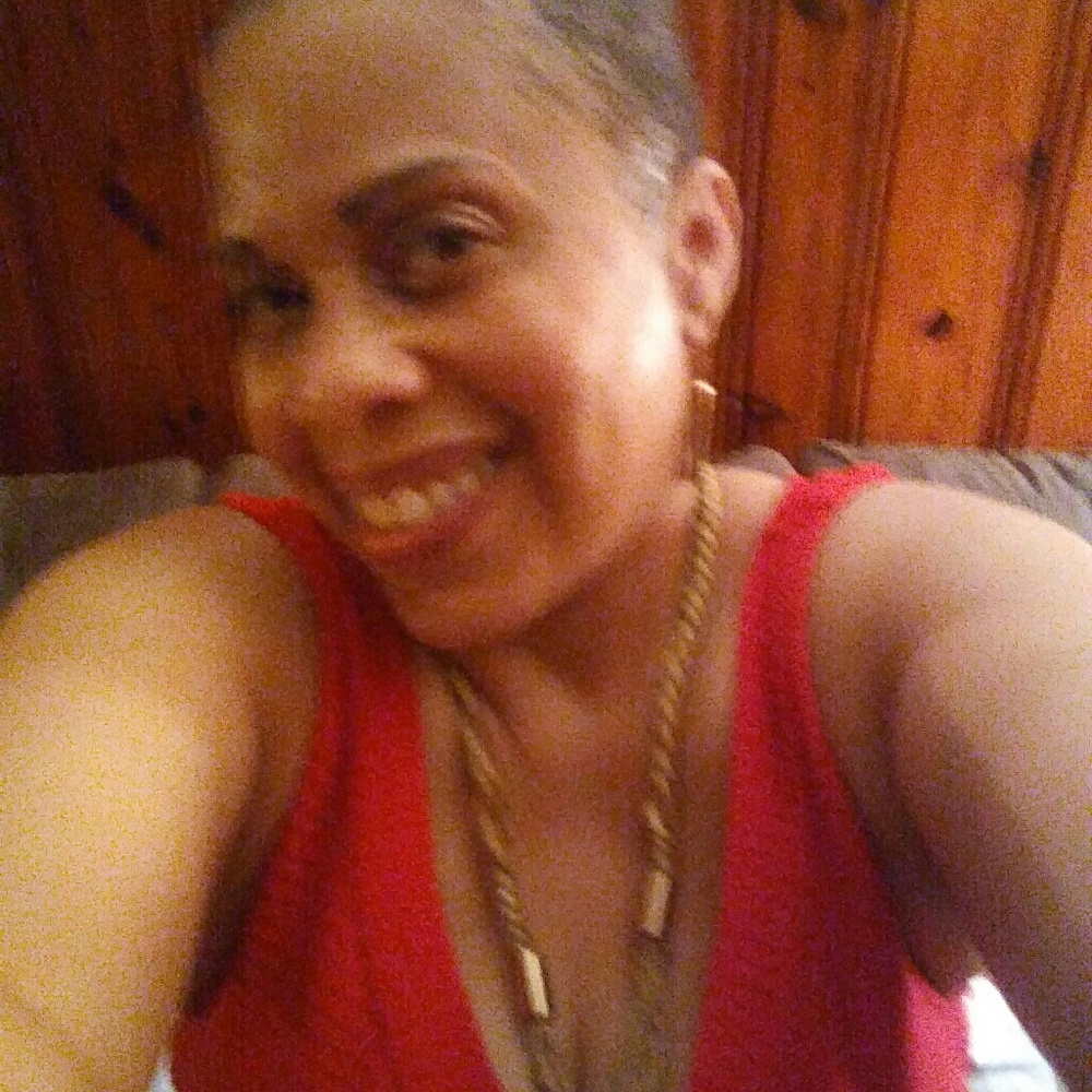 Meet your Posher, Laronda