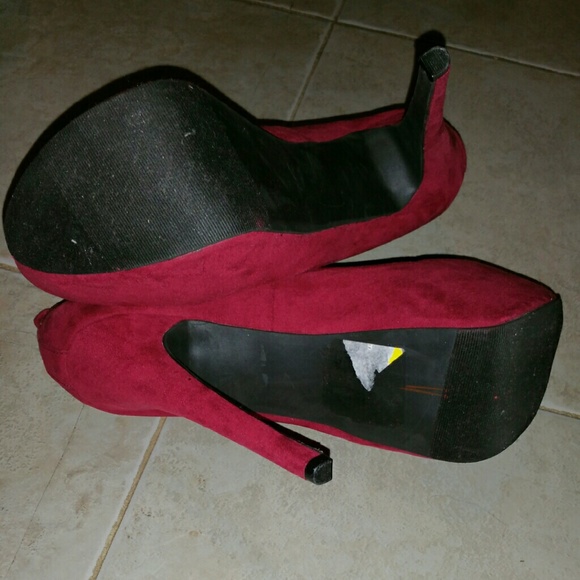JustFab Burgundy Platform Heel Pumps Sz 8.5/39 - Picture 4 of 4