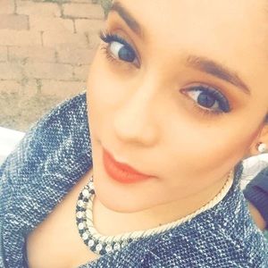 Meet your Posher, Sonia