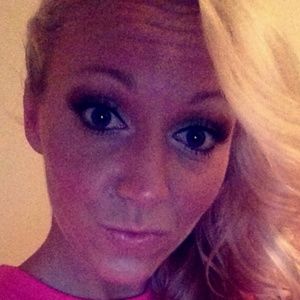 Meet your Posher, Kristin