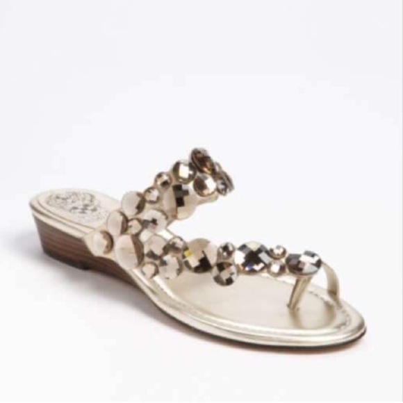 Vince Camuto Shoes - 🎉sale🎉Vince Camuto sandals
