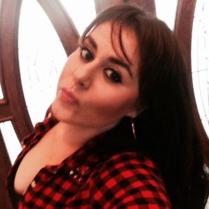 Meet your Posher, Brenda