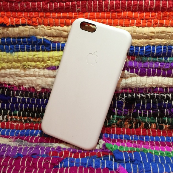 Apple rubber IPhone 6 case.