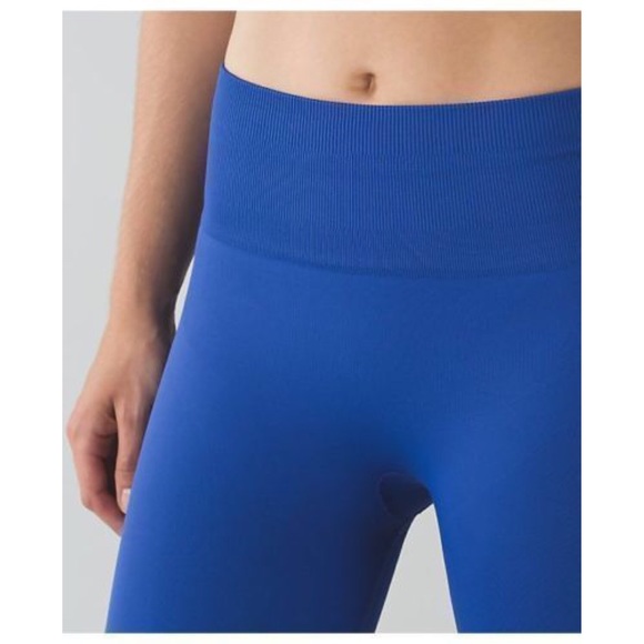 Lululemon - Zone In Crop ❌SOLD❌