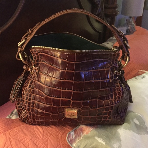 Hand bag