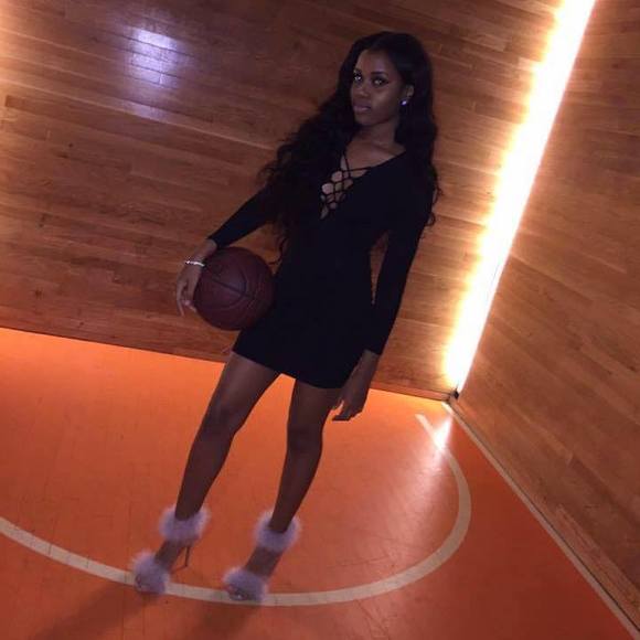 Meet your Posher, Carlly - Picture 1 of 1