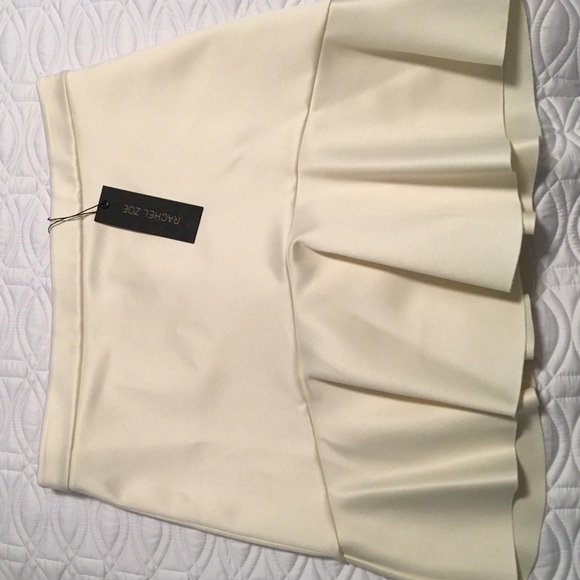 Rachel Zoe Dresses & Skirts - NWT Rachael Zoe Ivory Peplum Skirt. Size 10.