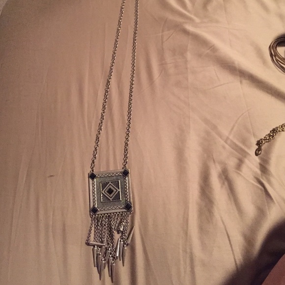 Tribal like necklace LONG
