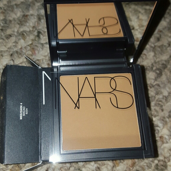 medium / dark 4