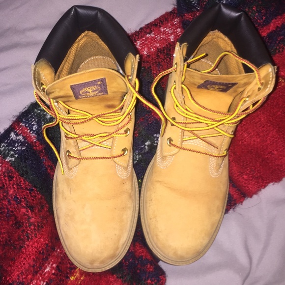 Mid Timberland boots