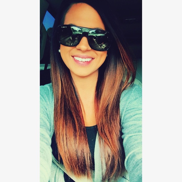 Meet your Posher, Kayla