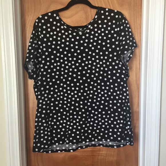 Scoop Neck Polka Dot Tee