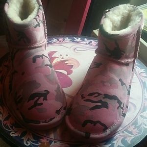 Army fatigue Uggs boots