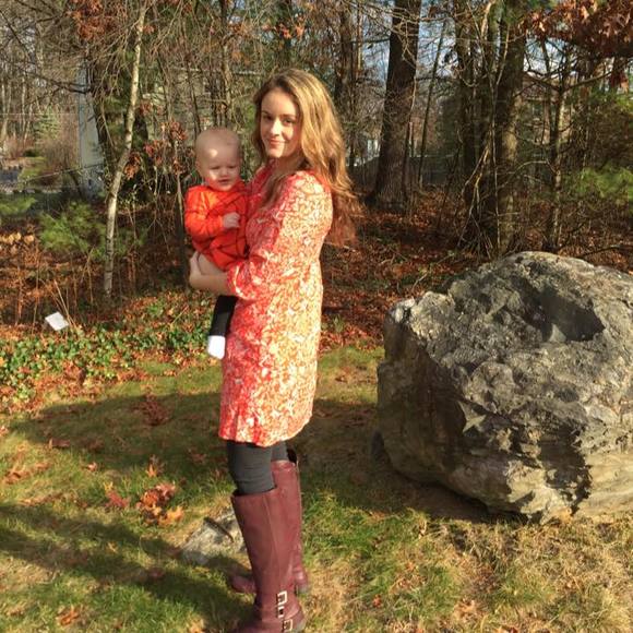 Meet your Posher, Mandy - Picture 2 of 2