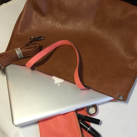 Leather Tote/Shoulder Bag - Picture 2 of 4