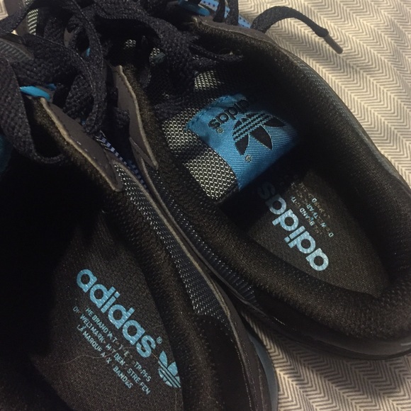 Adidas - Picture 3 of 4