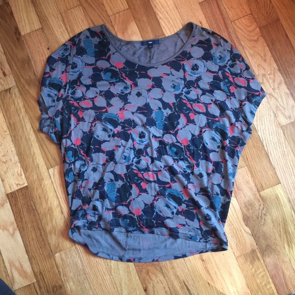Gap t-shirt