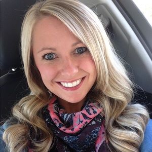 Meet your Posher, Candice