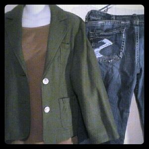 Silver jeans, blouse, blazer