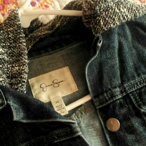 Skirt and Jean jacket set - Picture 3 of 4