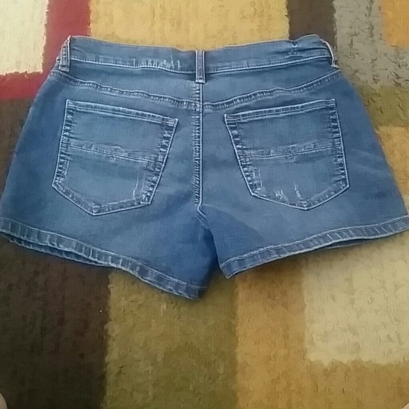 Shorts - Picture 2 of 2