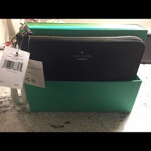 Everpurse x Kate Spade Quentin Wristlet Pouch