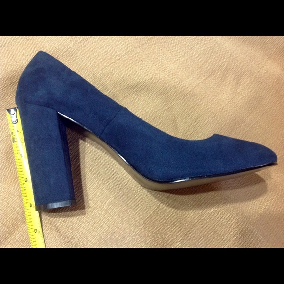 Blue Suede Shoes - Picture 3 of 3