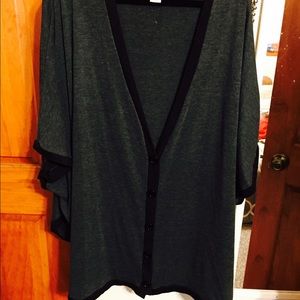 Gray and black batwing button up cardigan
