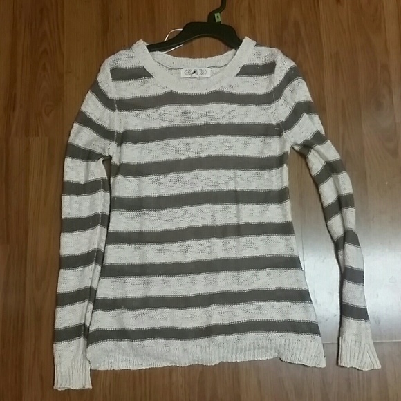Stripe top!!
