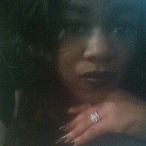 Meet your Posher, Monique