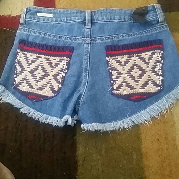 Shorts - Picture 2 of 2