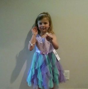 Meet your Posher, Carrie