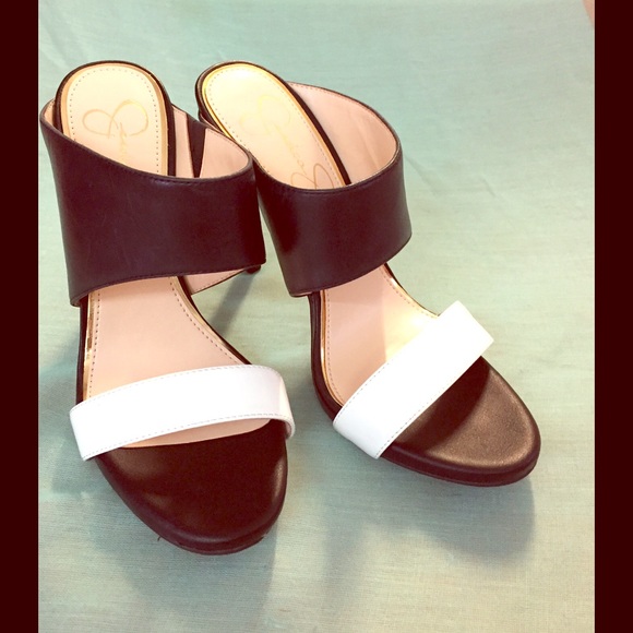 Jessica Simpson Shoes - Jessica Simpson Black & White Sandals