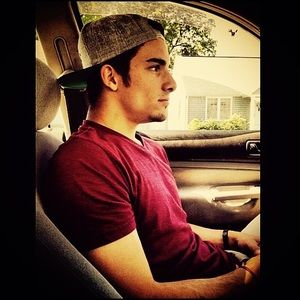 Meet your Posher, Grant