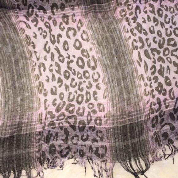 Scarf - Picture 2 of 3