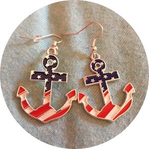 Anchor earrings 🇺🇸