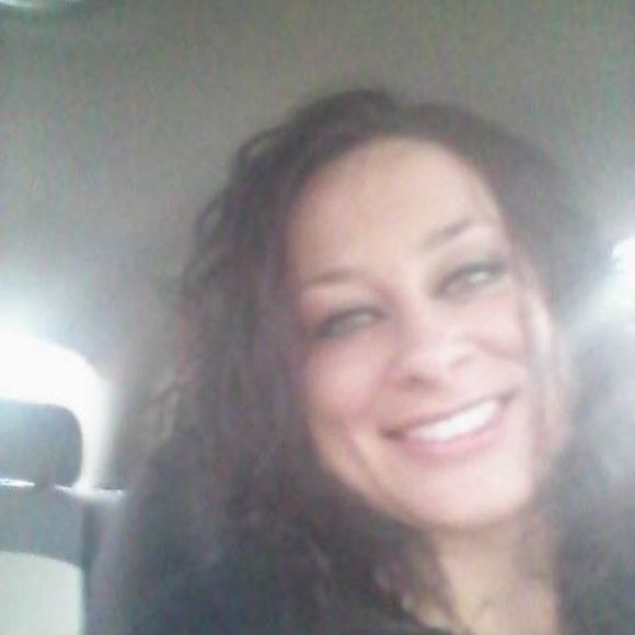 Meet your Posher, Valerie