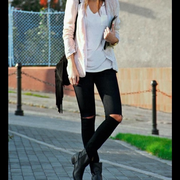 Black Distressed Skinny Jeans NEW! - Picture 3 of 3