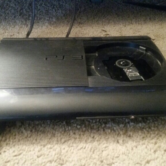 Ps3 , 2 Controllers & 21 Games