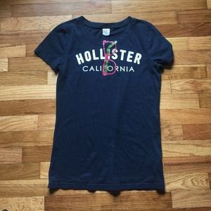 Hollister t-shirt