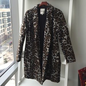 BB Dakota leopard coat