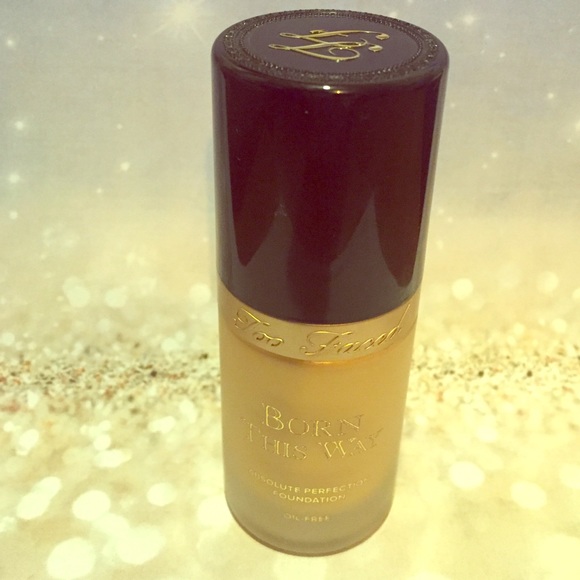 Too Faced Born This Way Foundation Ivory