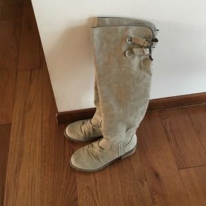 slightly over the knee boot size 8