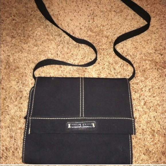 Frankie and Johnnie purse for @goglow