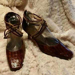 New York transit heels