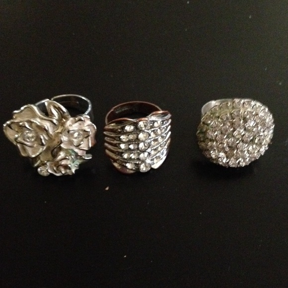 Jewelry bundle - Picture 3 of 4