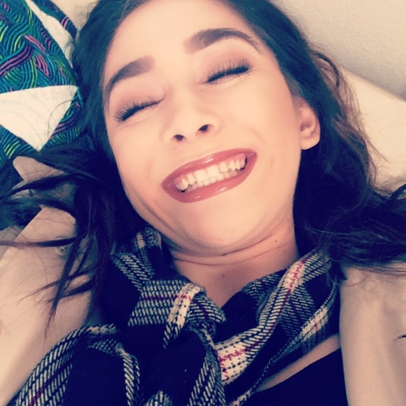 Meet your Posher, Abrianna