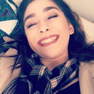 Meet your Posher, Abrianna