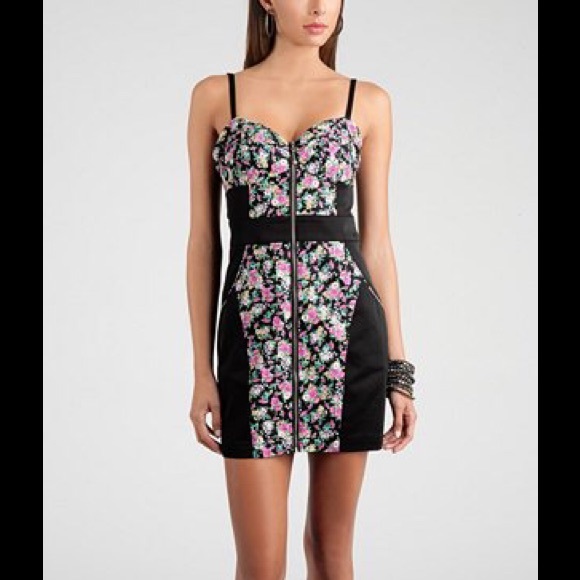 Stretch Christie GUESS Dress - Worn Once